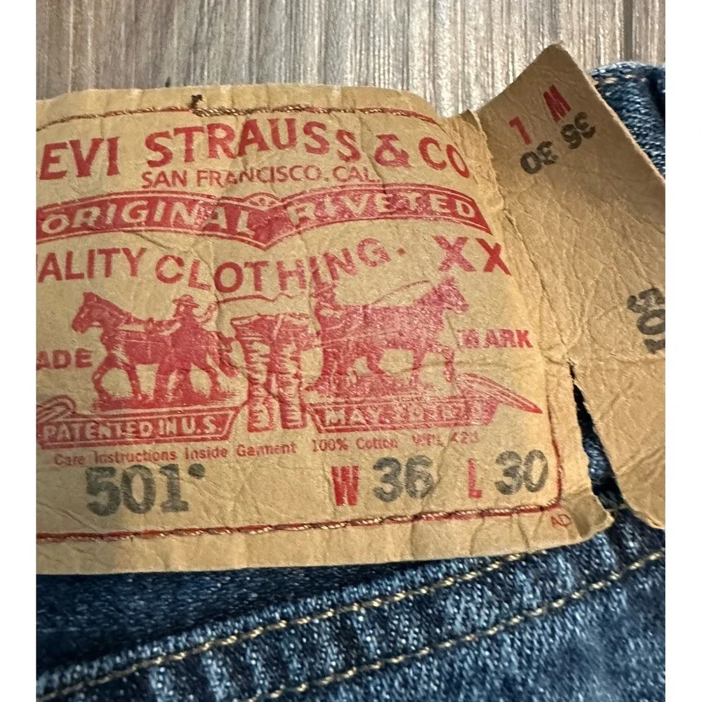 Levis 501 Jeans Mens 36x30 Blue Original Fit Straight Leg Button Fly Waterless
